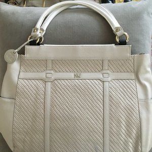 Miche Prima Base plus 4 shells w/matching handles